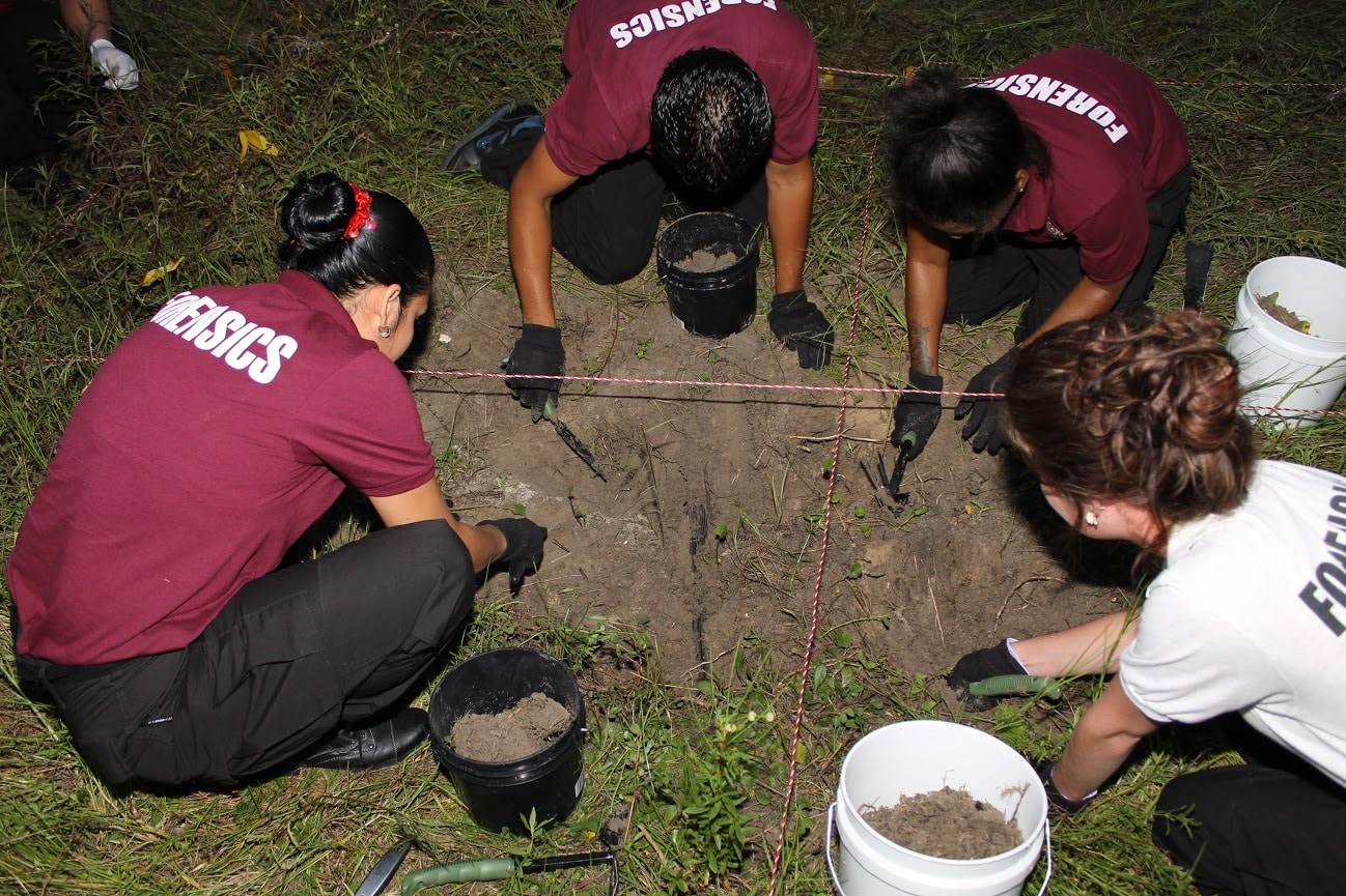Fort Myers Crime Scene Technology & Forensic Students Discover Clandestine Grave Excavation