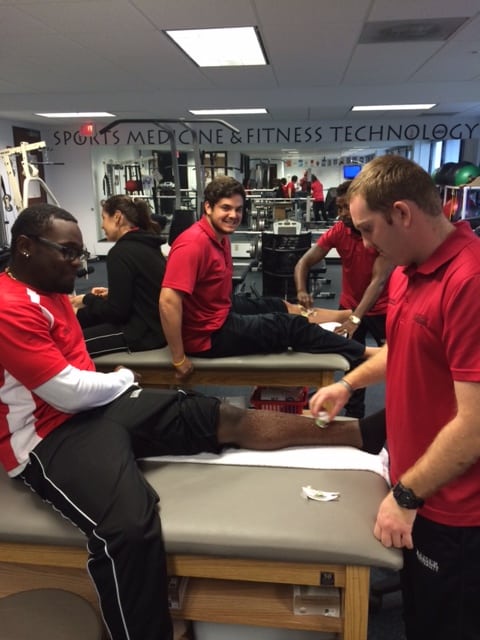Sports Medicine and Fitness Technology Students at Fort Lauderdale Learn First Aid