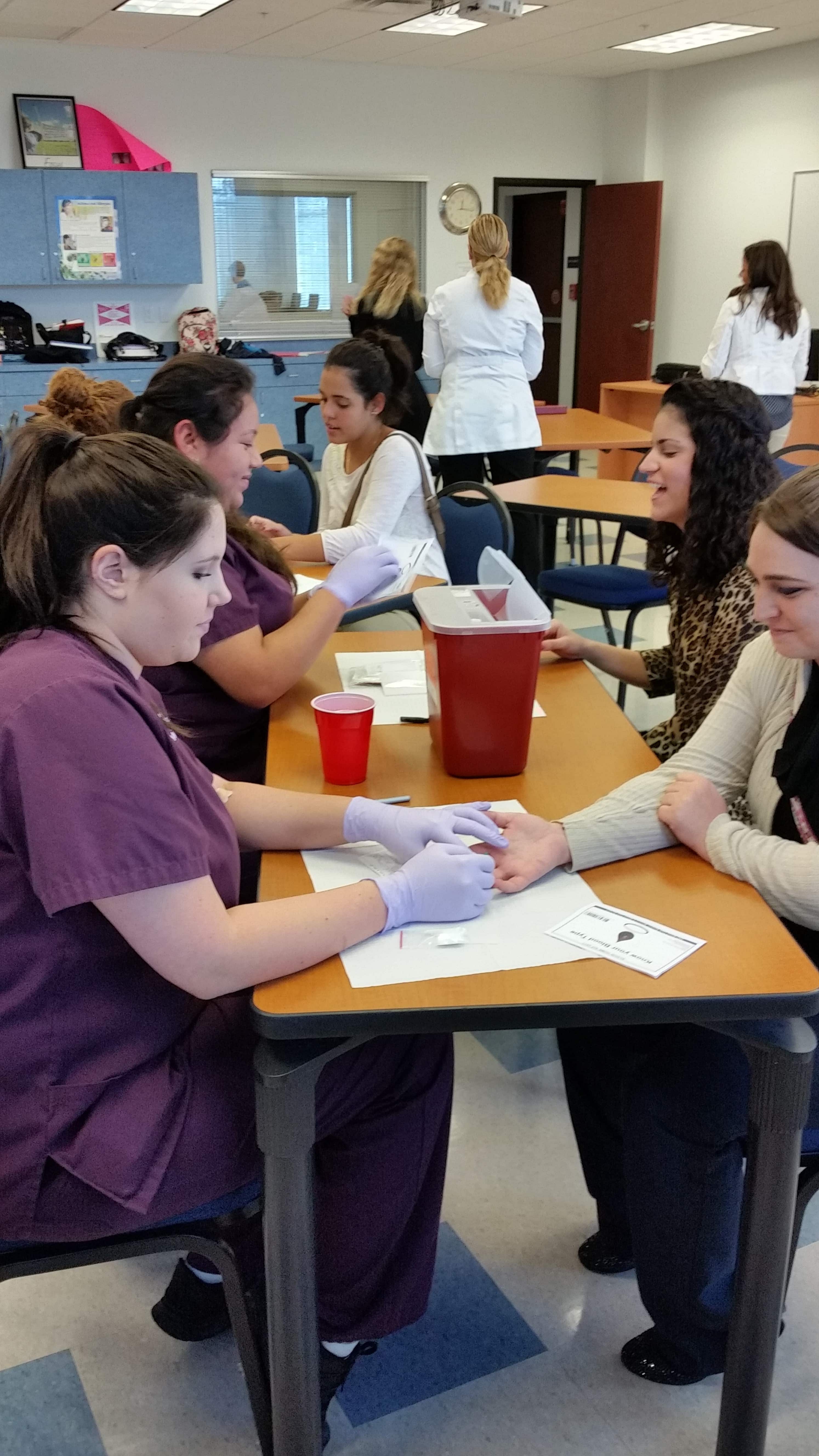 Fort Myers Medical Assistants Learn Teamwork