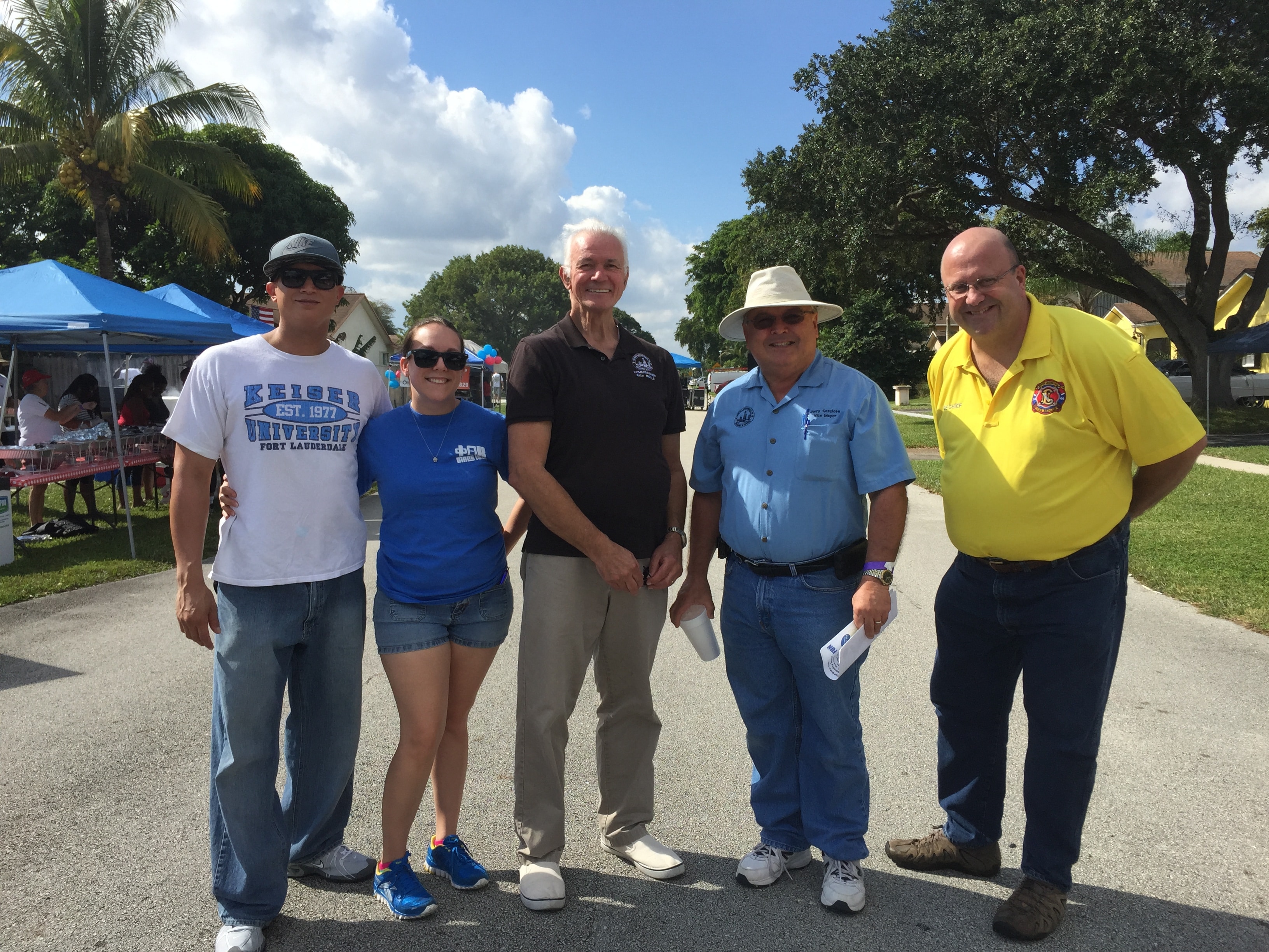PTK Members From Ft. Lauderdale Volunteer Their Time