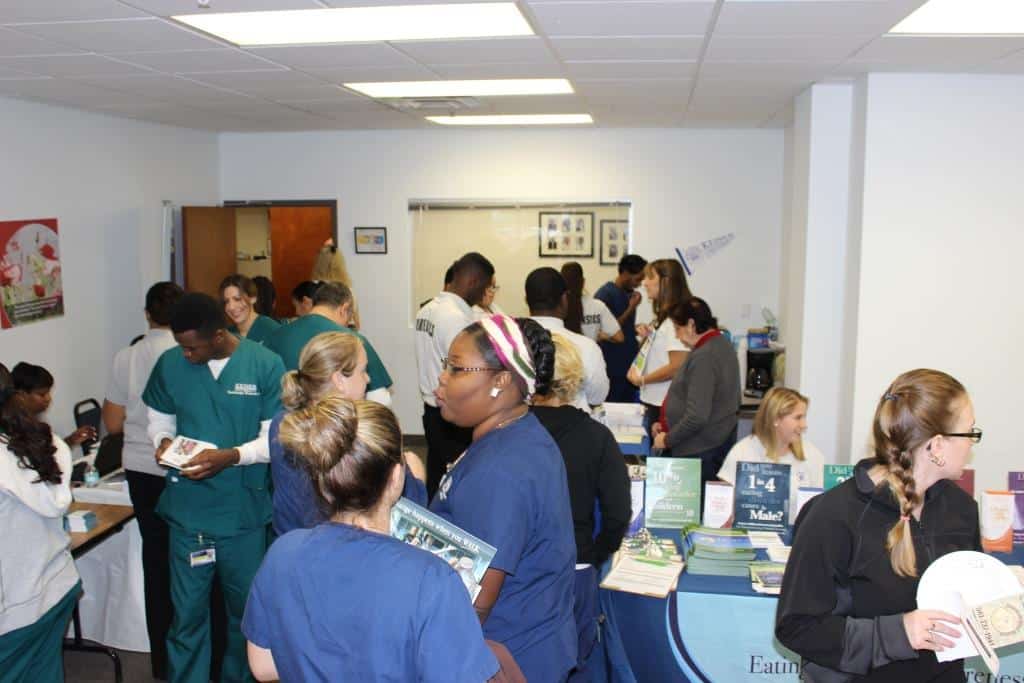 West Palm Beach Students and Graduates Participate in a Community Service Fair