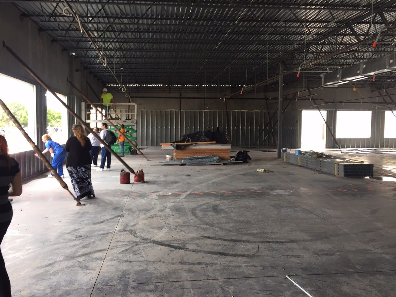 Spray paint new building walls May 2015 (2) Keiser University