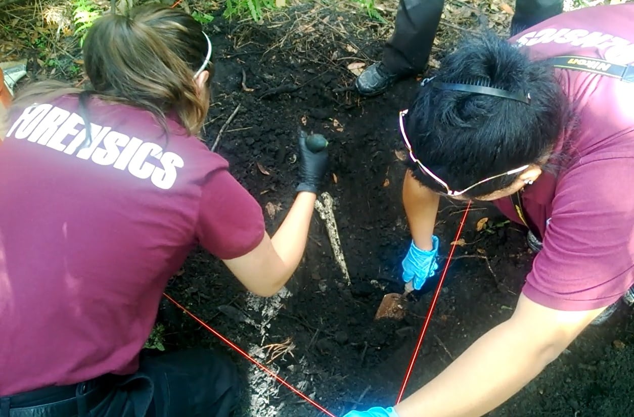 Students in Pembroke Pines Excavate Grave for Forensic Anthropology Class