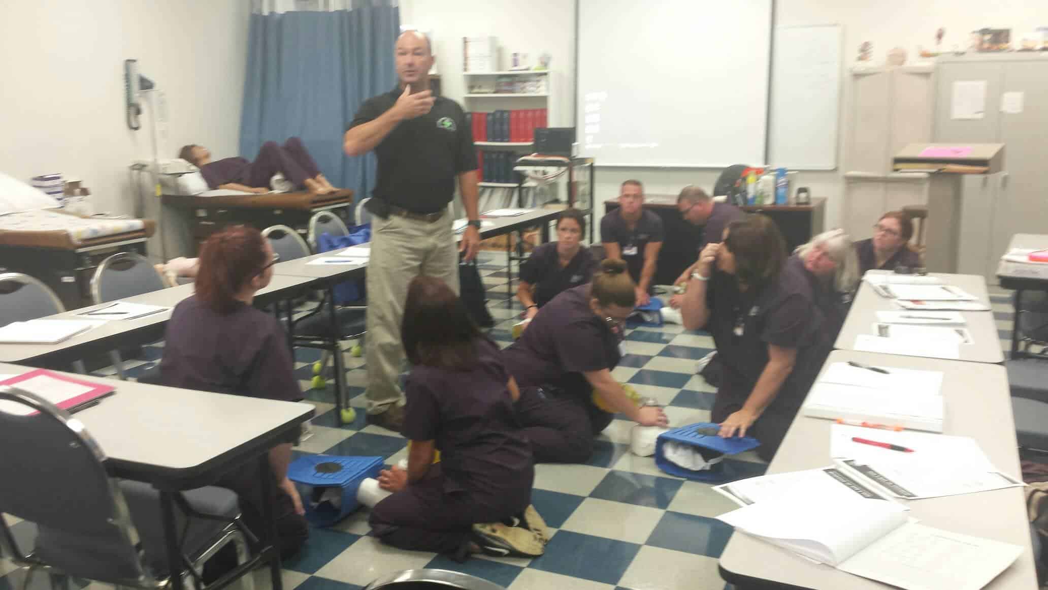 Medical Assisting Students in Daytona Learn CPR