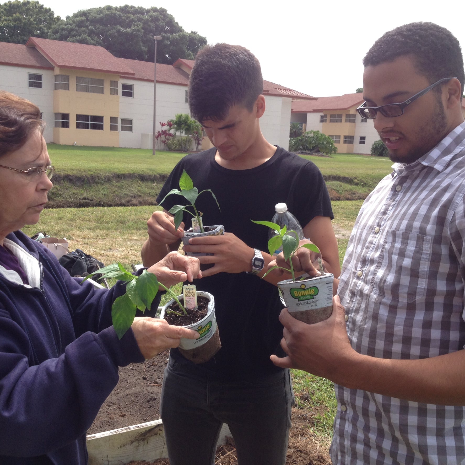 Flagship Campus Students Plant Garden As Part of Nutrition Awareness Month