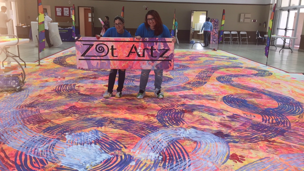 Students From the Miami Campus Volunteer at “Arts for All Free Family Fun Day”