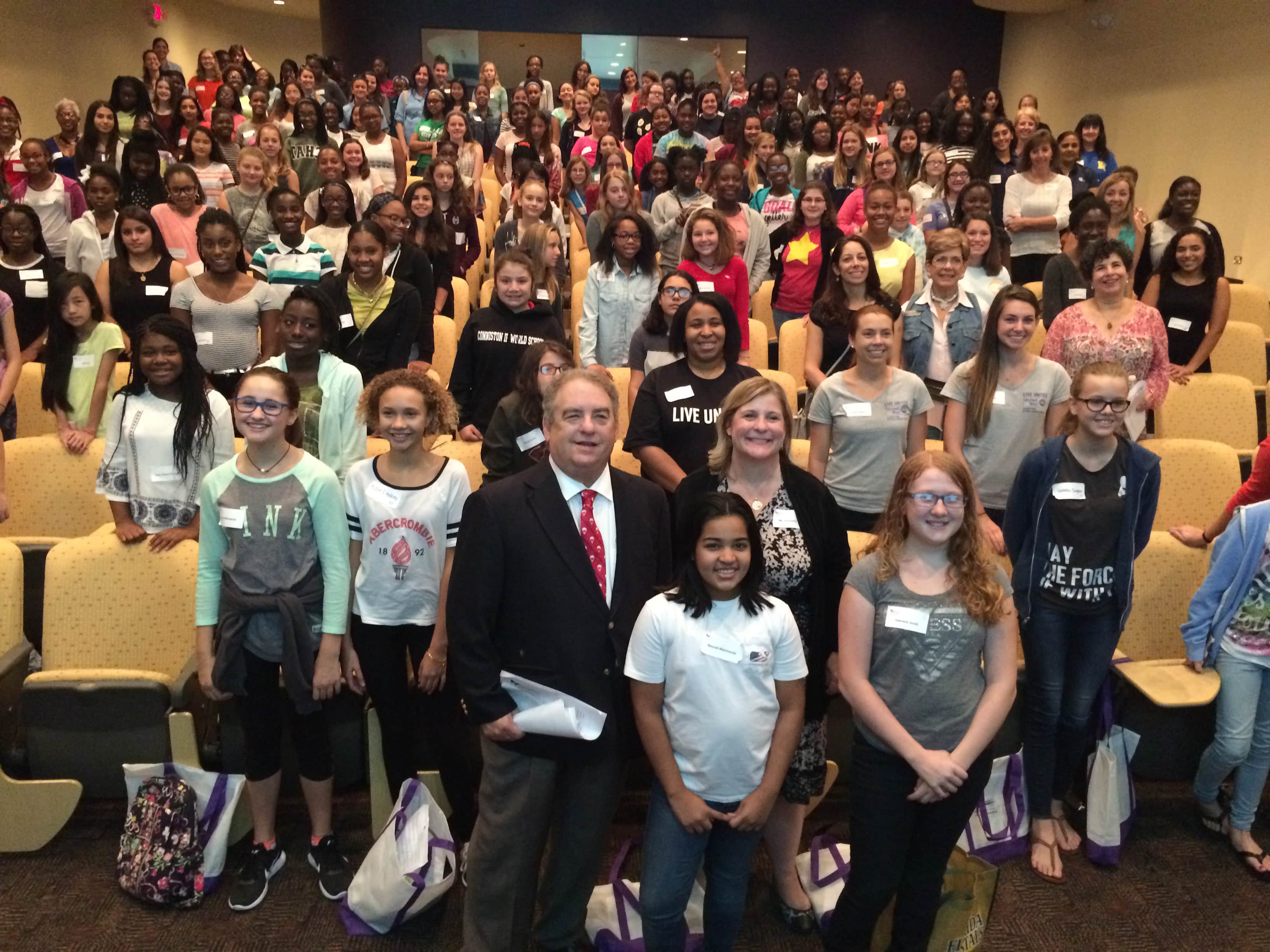 Girls Leadership Institute’s STEM Academy Met at Flagship Campus