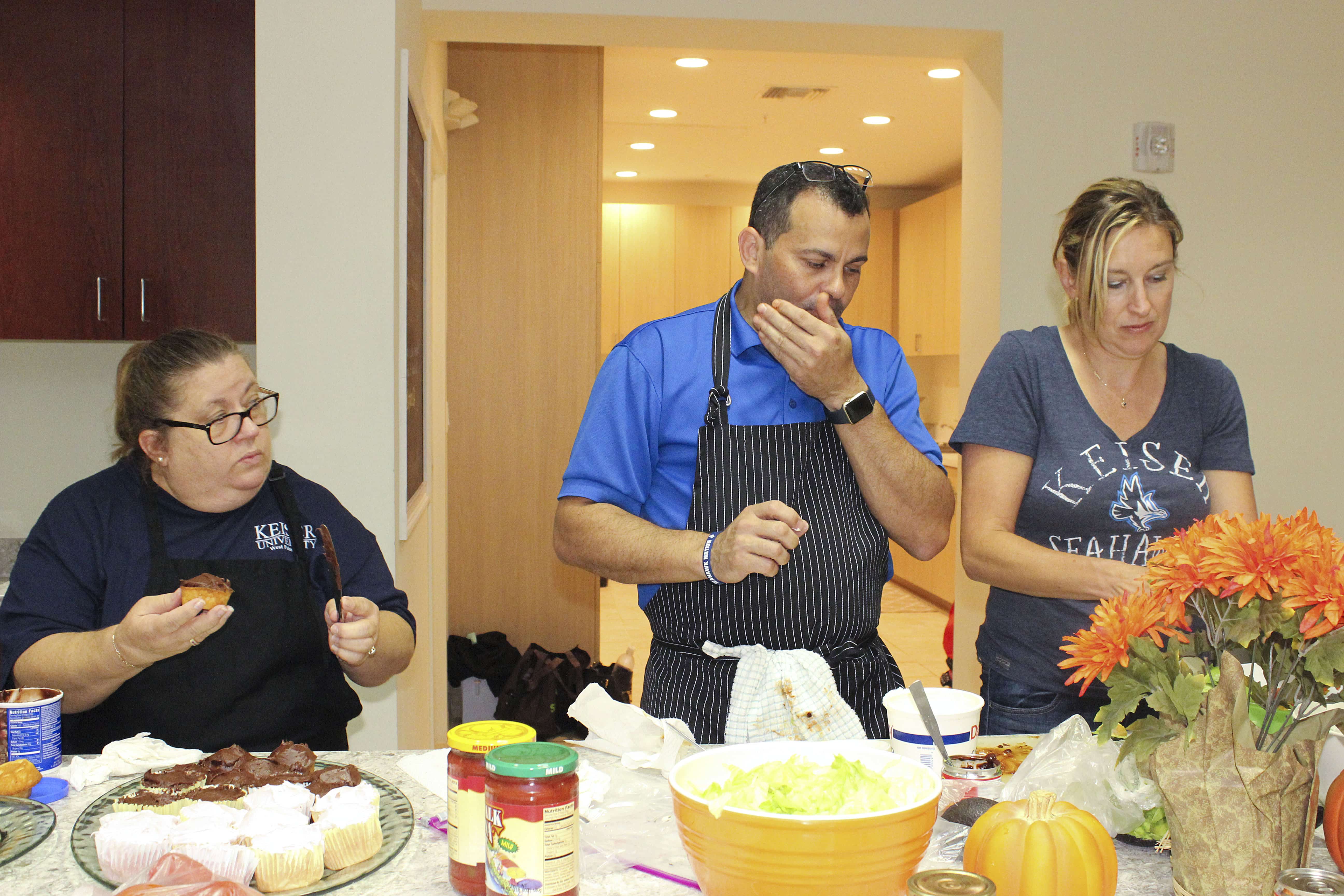 West Palm Beach Faculty and Staff Volunteer at Quantum House Keiser