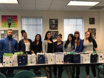 Psy Feb 2017 1 - Miami Psychology Students Collect School Supplies For St. Mary's School - Academics