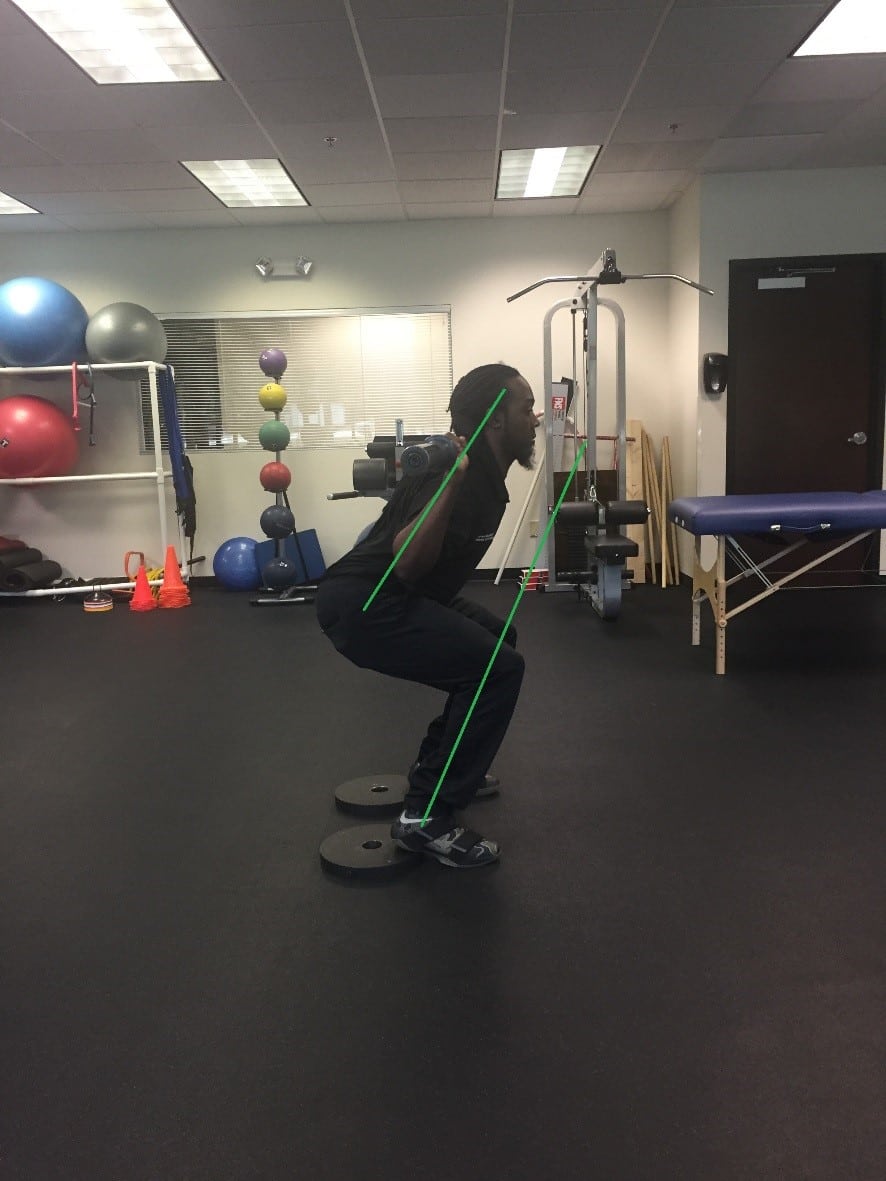 Jacksonville SMFT Student Shows Importance of Form in Squats