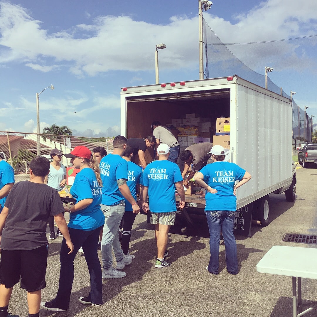 Miami Nursing Students Volunteer for a Food Distribution with City of Sweetwater