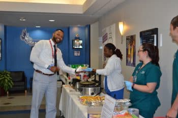 Ptk Mac And Cheese Day July 2017 3 - Jacksonville Ptk Students Embrace National Mac & Cheese Day - Seahawk Nation
