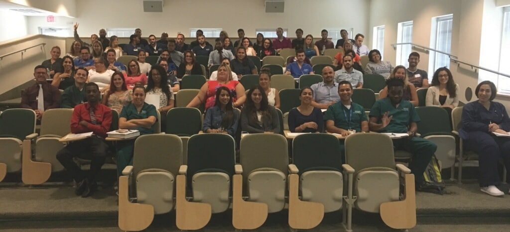 Miami Students Participate in Orientation Workshop