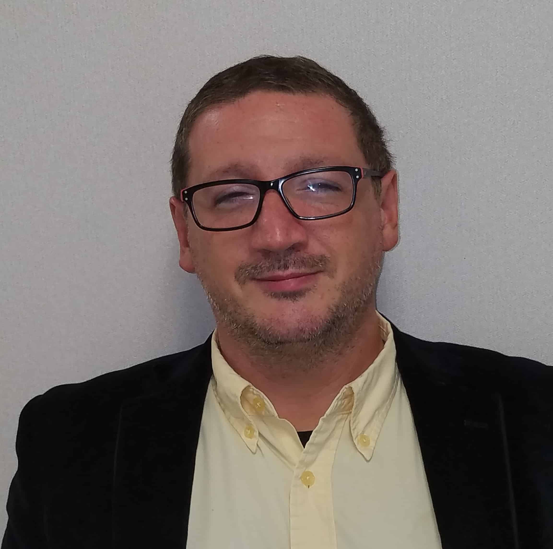 Dr. Christopher Stabile Visits the Pembroke Pines Campus Keiser