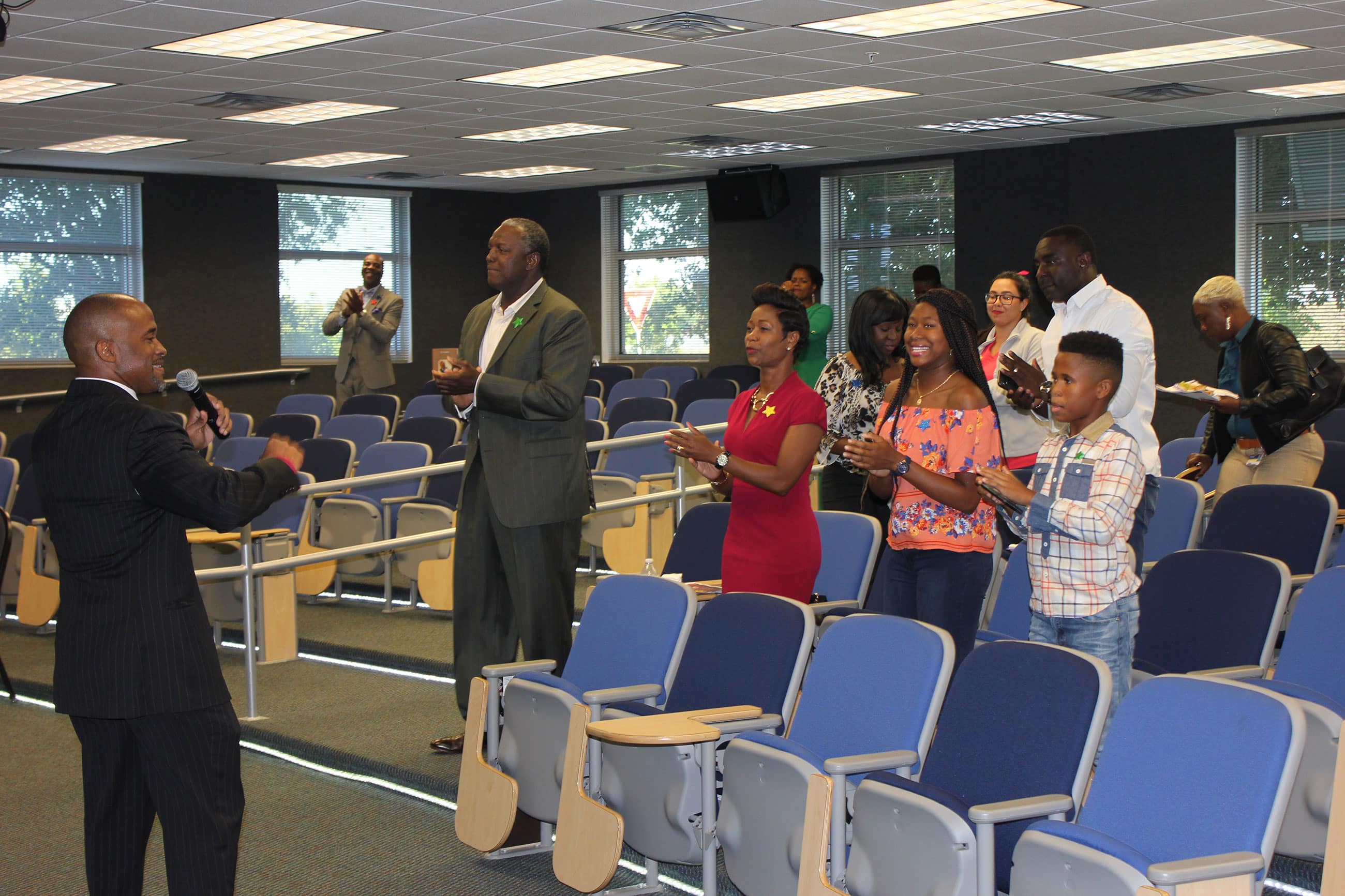 Pembroke Pines Campus finds “Time 2 Shine” at Empowerment Seminar