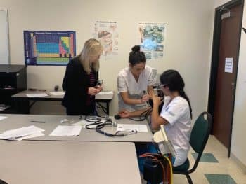 Orlando Nursing Checkoffs 3 - Ku-orlando Nursing Students Do "check Offs" In Lab To Master Required Skills - Academics