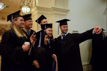 Keiser University Na Graduates Selfie - Keiser University Holds Commencement Ceremonies For Master’s In Nurse Anesthesia Graduates At Naples Campus - News / Events