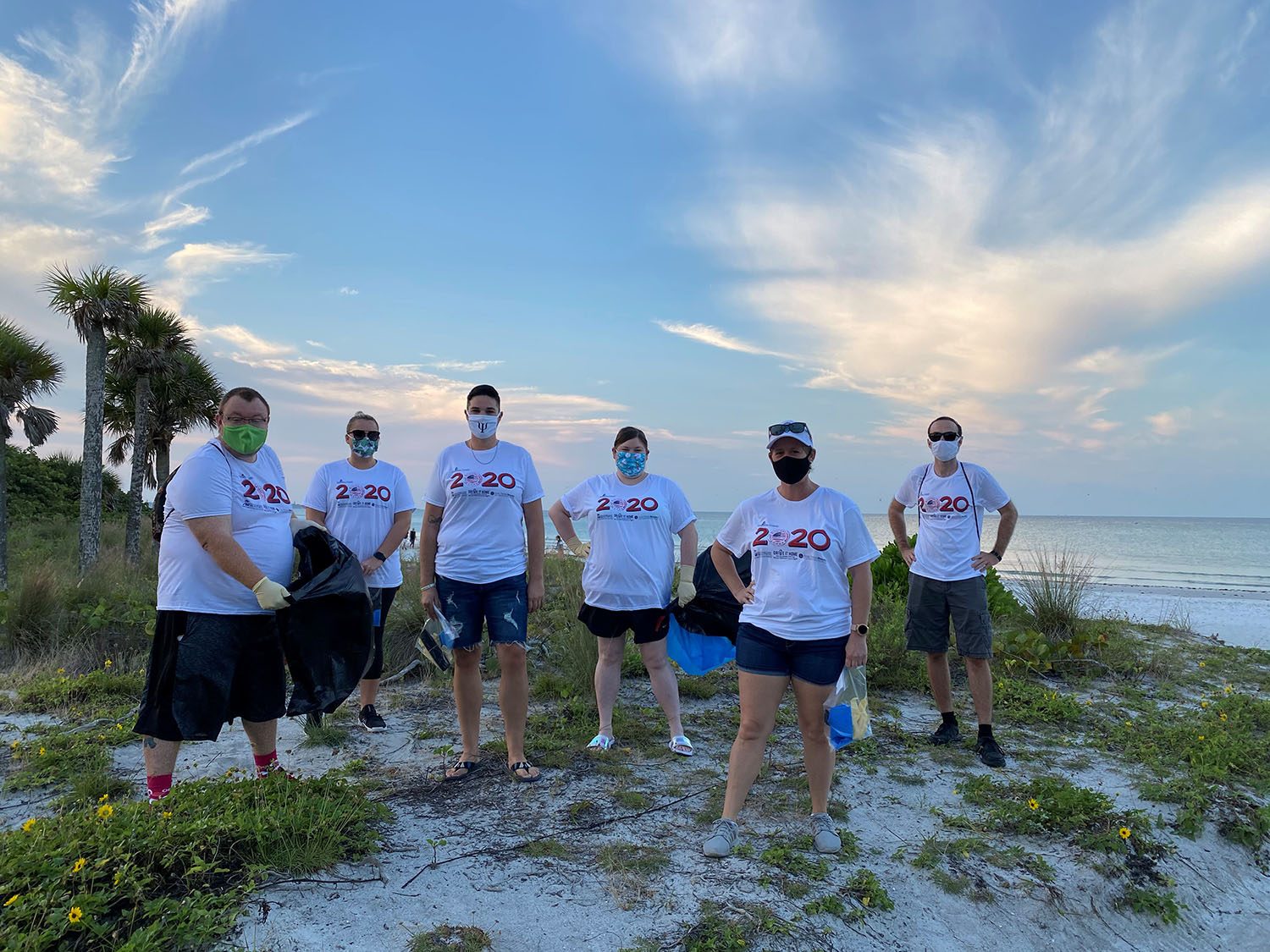 Keiser University Students Roll-Up Their Sleeves as Part of the Great American Clean Up