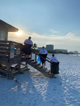 Sarasota Lido Beach Clean Up B 10 20 - Keiser University Students Roll-up Their Sleeves As Part Of The Great American Clean Up - Community News