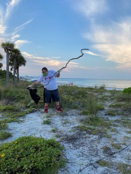 Sarasota Lido Beach Clean Up C 10 20 - Keiser University Students Roll-up Their Sleeves As Part Of The Great American Clean Up - Community News