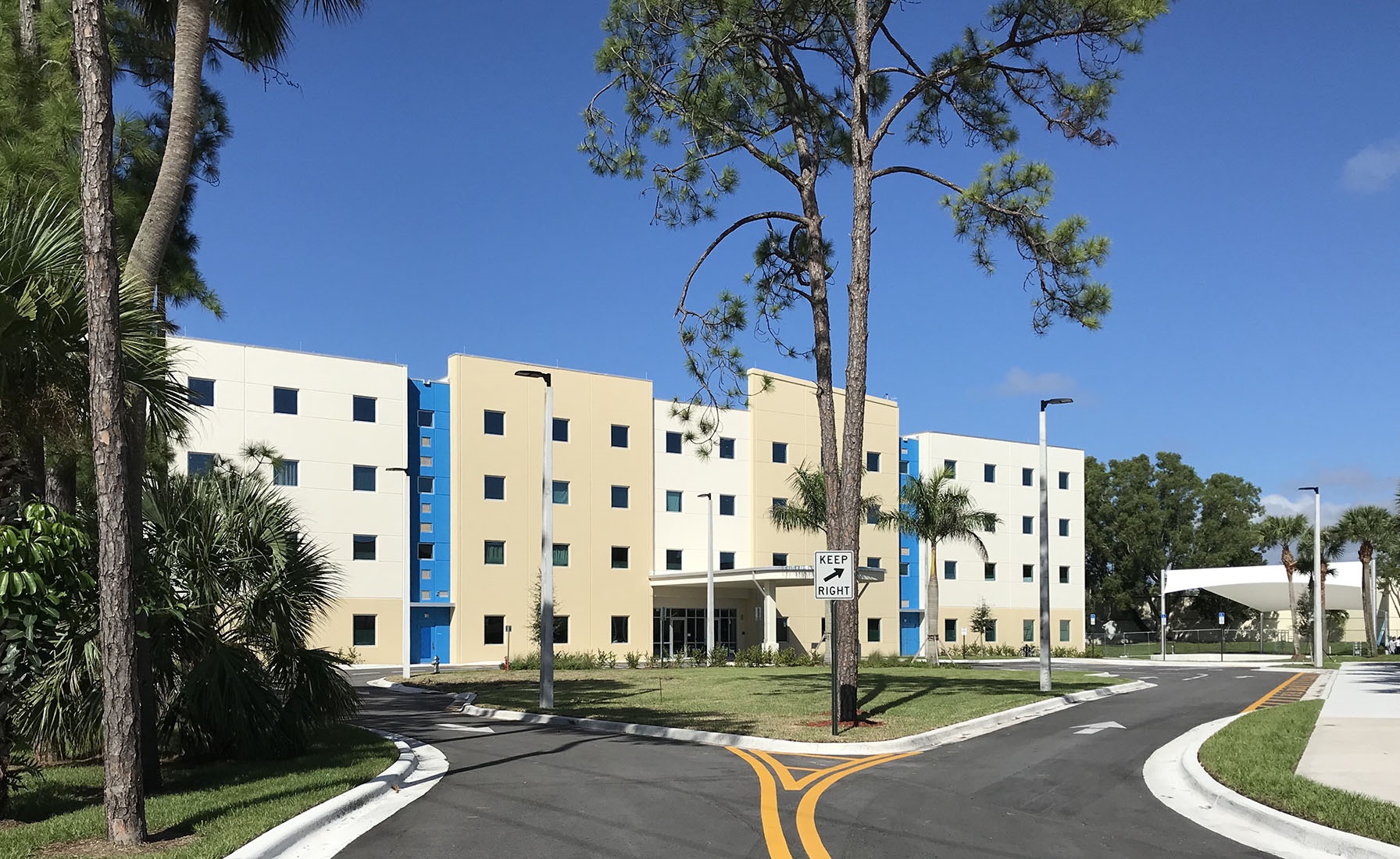 Keiser University’s Residence Hall Ribbon Cutting Ceremony Unveils Plan for 100 Million Campus