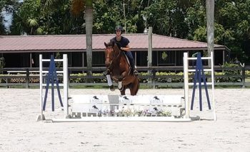 Keiser Equestrian Team Members Enjoy Intercollegiate Horse Show Competitions