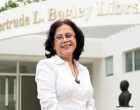 Lissette Ruiz - Keiser University's Latin American Library