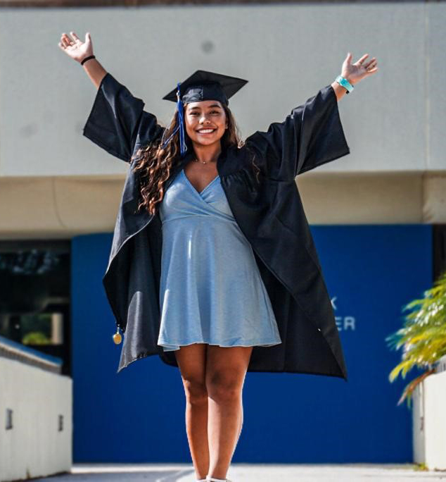 Inspired by Family Members to Combat Chronic Pain, Keiser University Valedictorian Looks Forward to Pursuing Medical Degree