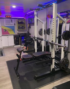 Keiser University alumnus James Huggins' Fitness Xpress Mobile Gym