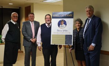 Donnaw 3 - Kucog Faculty Member And Lpga/pga Professional Donna White Is Presented With The South Florida Pga Hall Of Fame Award - College Of Golf Donnaw 3 - Kucog Faculty Member And Lpga/pga Professional Donna White Is Presented With The South Florida Pga Hall Of Fame Award - College Of Golf