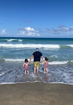 Keiser University Graduate Justin Rhodes With Daughters Kaydence And Kelsee - Occupational Therapy Graduate Looks Forward To Helping Others After A Near-fatal Motorcycle Accident - Graduate Spotlight
