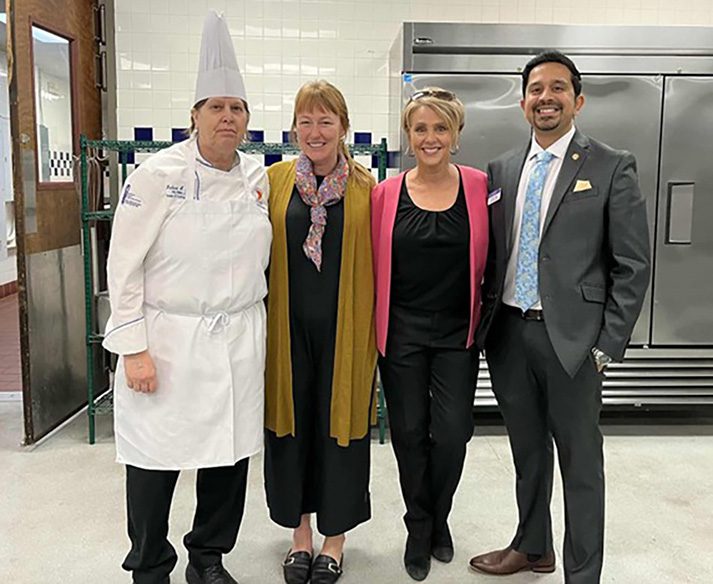 Keiser University and Community Partners to Provide Thanksgiving Meals