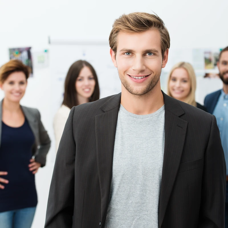 graduate-certificate-in-management-and-leadership-800x800-1